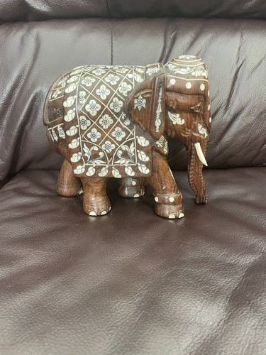 Large vintage hand carved - large,