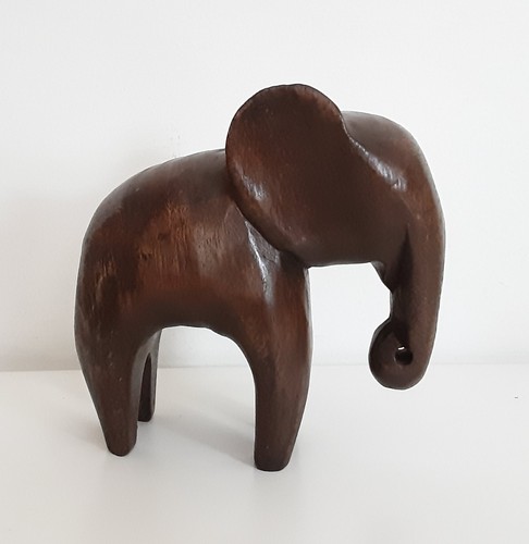 Minimalist wooden elephant - wooden,