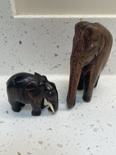 Wooden elephants - wooden,