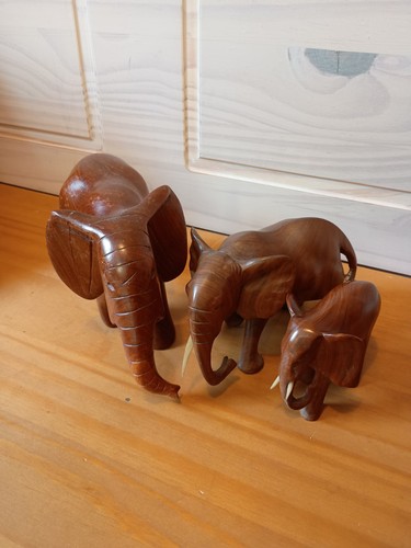 Wooden elephants family 3 - wooden, of