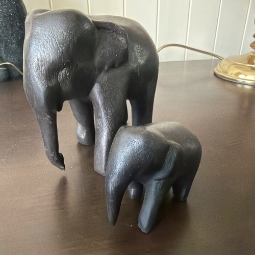Wooden carved elephants black - carved,