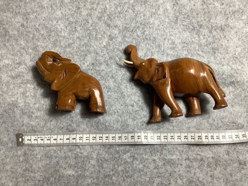 Wooden elephants 13 - 2,